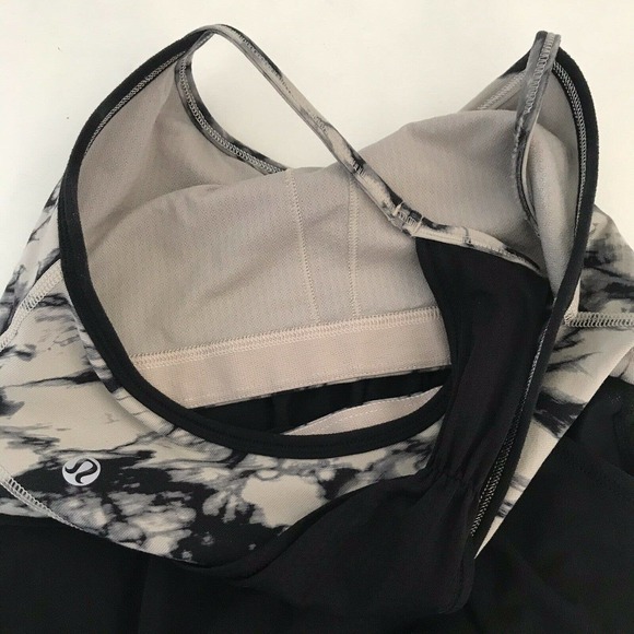 Lululemon Size 4 No Limits Tank Tan Granite Swirl - Picture 4 of 4